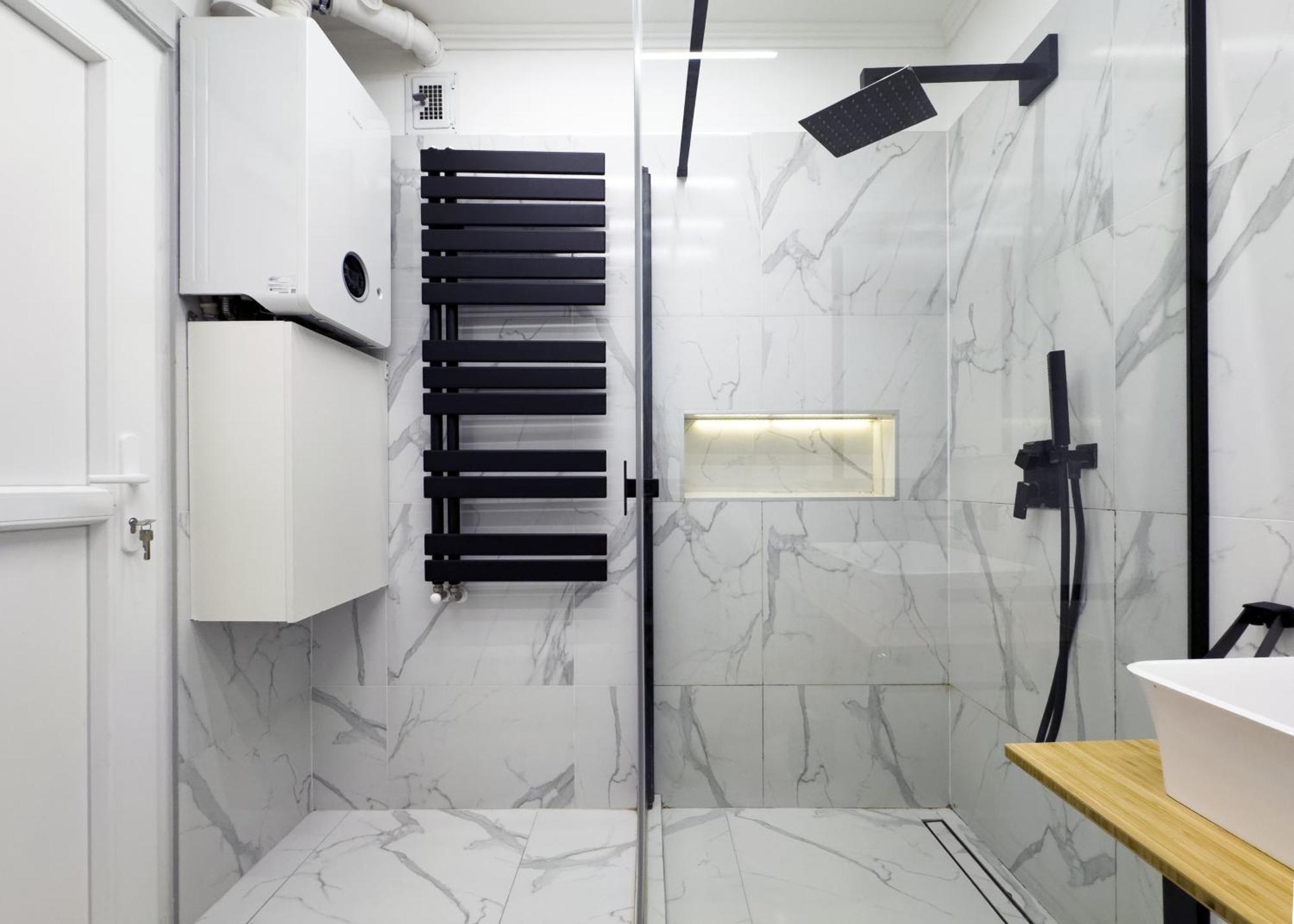 Blaha Haven Center Modern Apartment